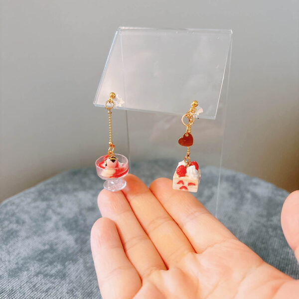 Strawberry cake and ice cream earrings - Image 8